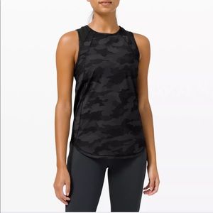 NWT Lululemon ‘Sculpt’ tank, size 2, black/grey camo print w/mesh panels.